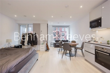 Deacon Street, Elephant and Castle - SE17 view 3