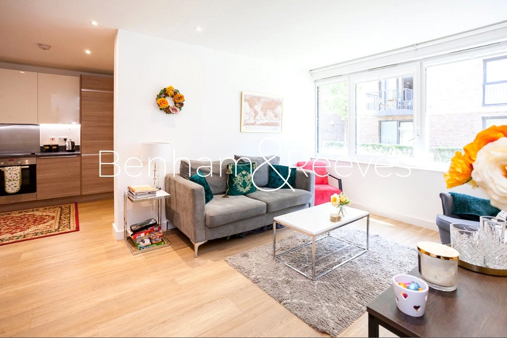 1 bedroom apartments/flats for sale in Ashton Reach, London - SE16 view 3