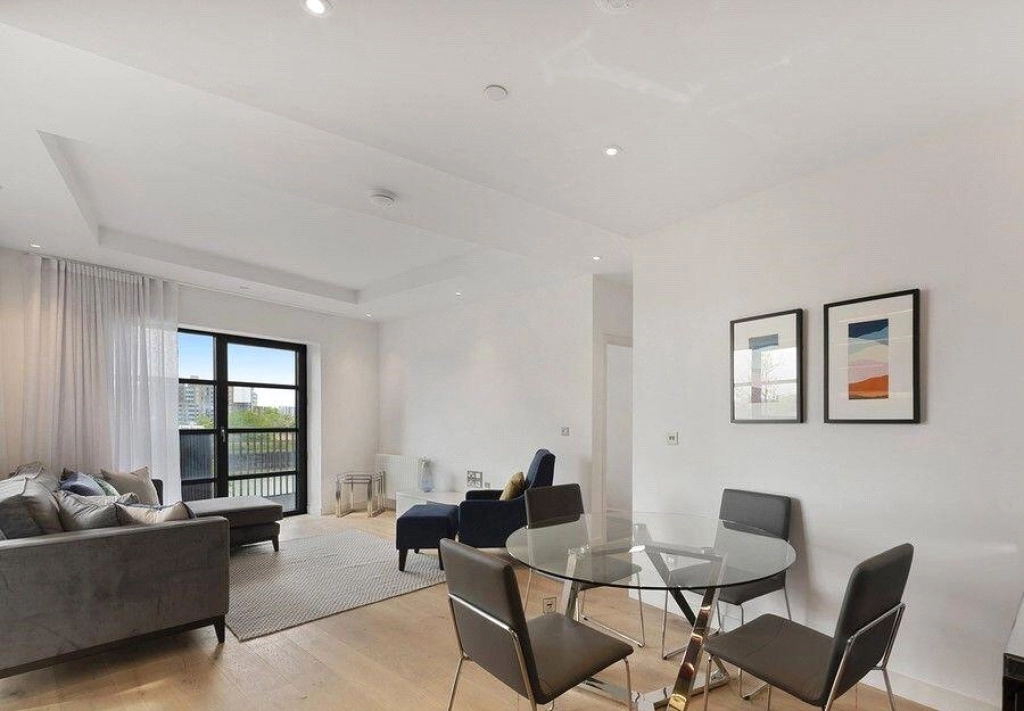 2 bedrooms apartments/flats for sale in Lyell Street, London - E14 view 4