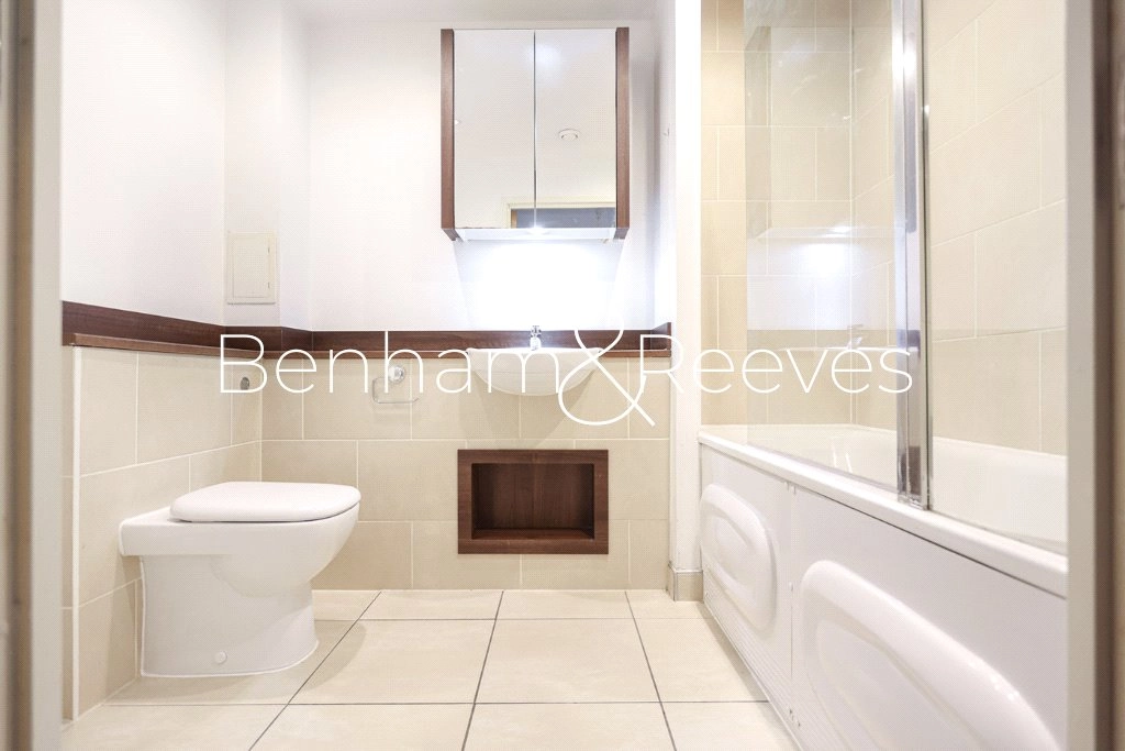 2 bedrooms apartments/flats for sale in Needleman Street, London - SE16 view 7