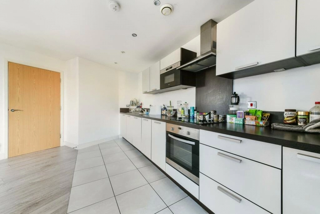 2 bedrooms apartments/flats for sale in Needleman Street, London - SE16 view 5