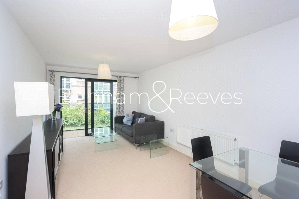 1 bedroom apartments/flats for sale in Needleman Street, London - SE16 view 2