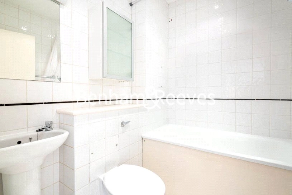 1 bedroom apartments/flats for sale in West Smithfield, London - EC1A view 6