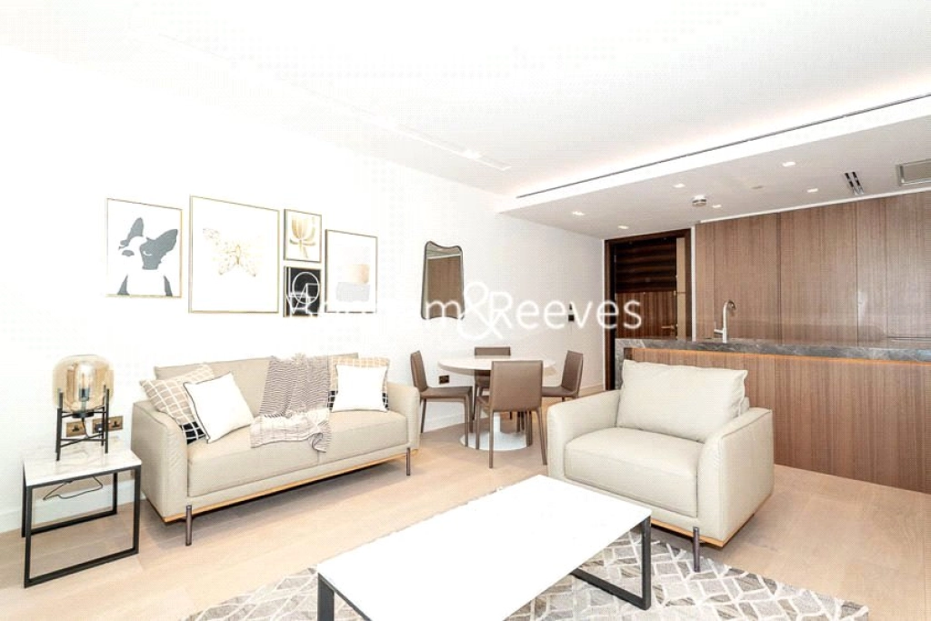 1 bedroom apartments/flats for sale in Portugal Street, London - WC2A view 2