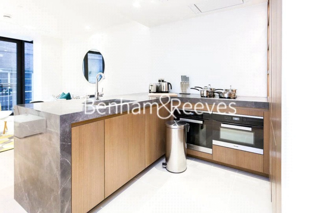 1 bedroom apartments/flats for sale in Portugal Street, London - WC2A view 3