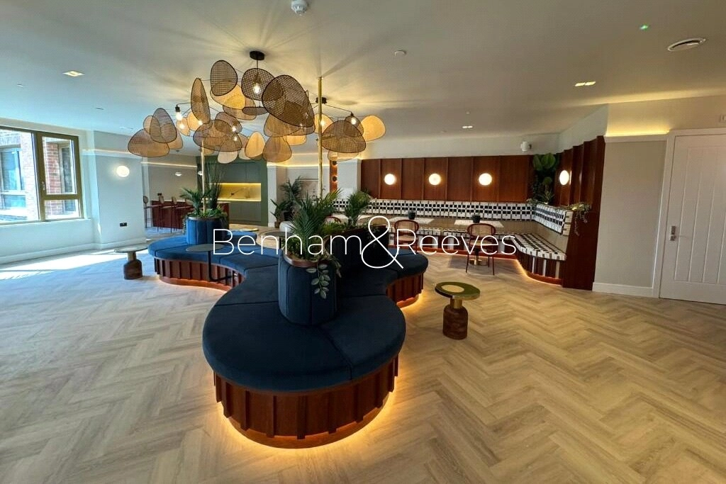 2 bedrooms apartments/flats for sale in Ilderton Road, London - SE15 view 9