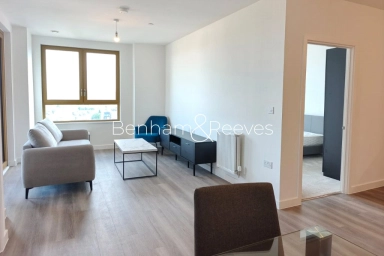 Ilderton Road, London - SE15 view 3