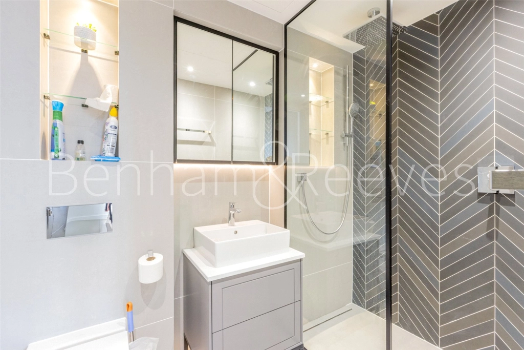 2 bedrooms apartments/flats for sale in Brigade Mews, London - SE1 view 6