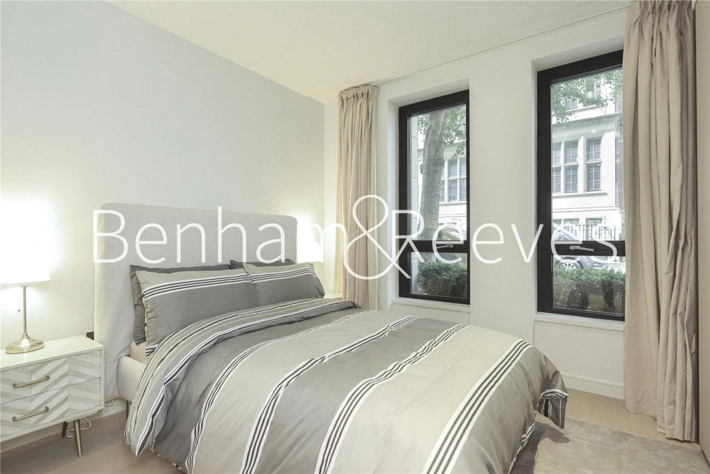 1 bedroom apartments/flats for sale in Portugal Street, London - WC2A view 6