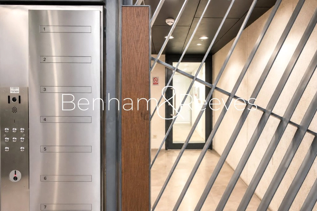 1 bedroom apartments/flats for sale in Baker's Row, London - EC1R view 8