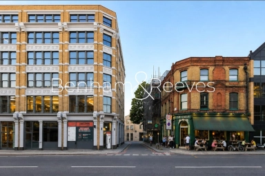 Baker's Row, London - EC1R view 1