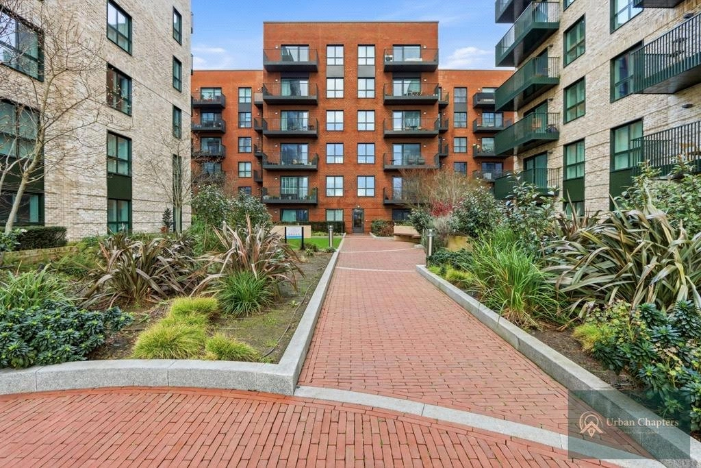 2 bedrooms apartments/flats for sale in Emery Way, London - E1W view 4
