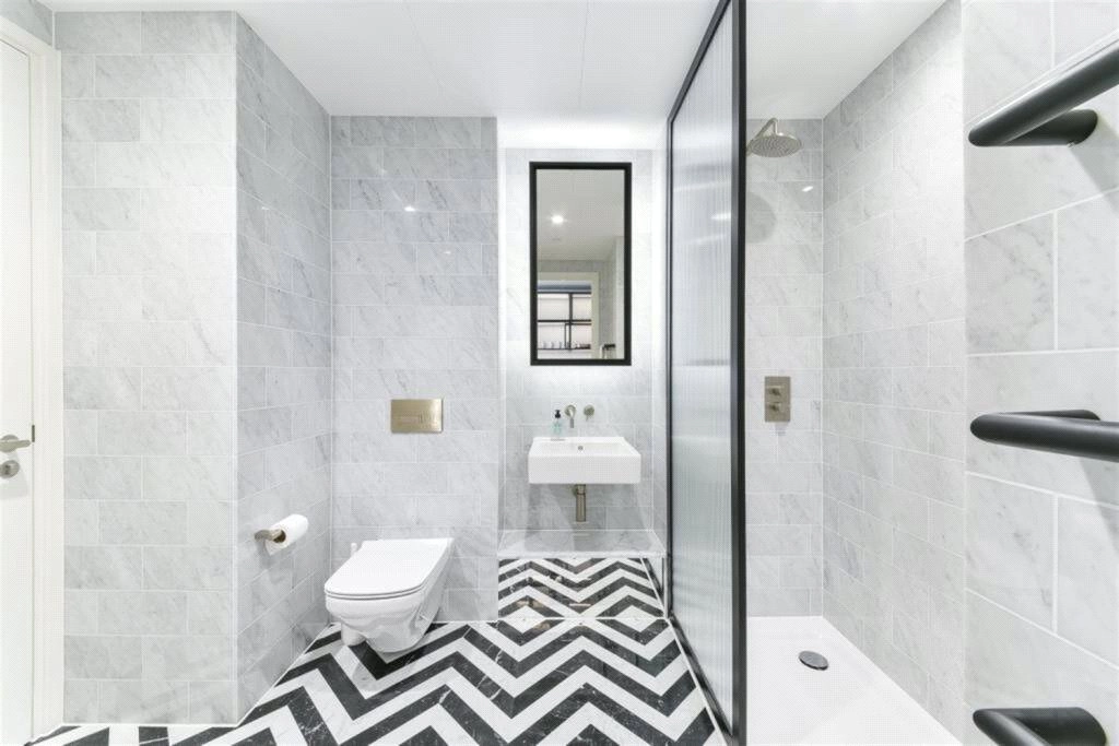2 bedrooms apartments/flats for sale in Emery Way, London - E1W view 4