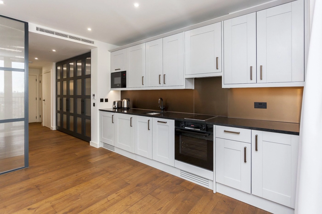 1 bedroom apartments/flats for sale in Emery Way, London - E1W view 2