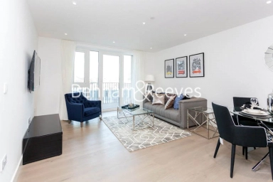 Vaughan Way, London - E1W view 2
