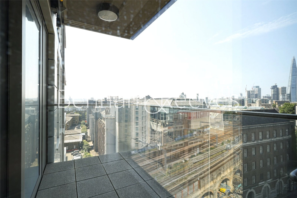 2 bedrooms apartments/flats for sale in Royal Mint Street, London - E1 view 4