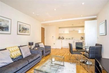 Tanner Street, London - SE1 view 1