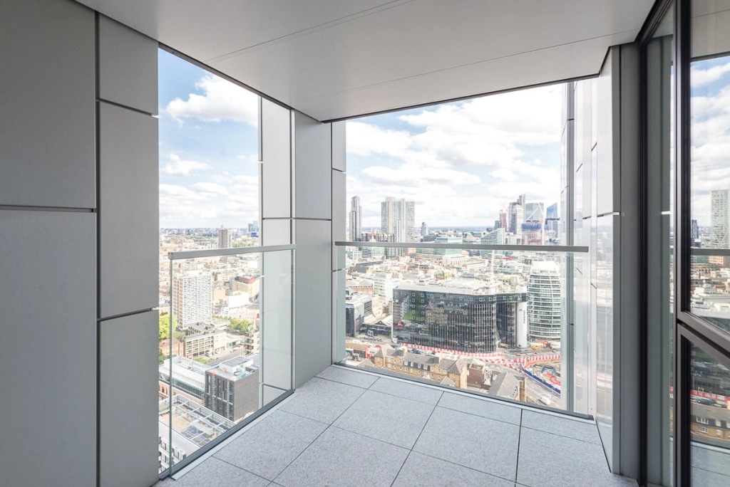 2 bedrooms apartments/flats for sale in City Road, London - EC1V view 3