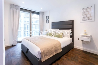 Royal Mint Street, London - E1 view 4