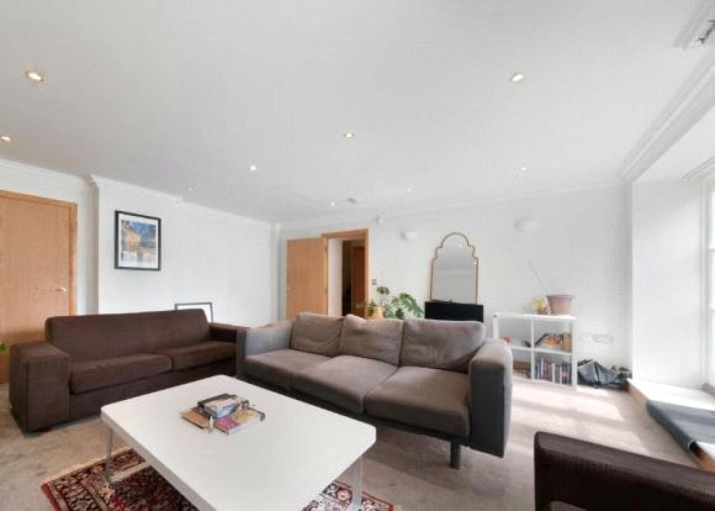 3 bedrooms apartments/flats for sale in School Mews, London - E1 view 2