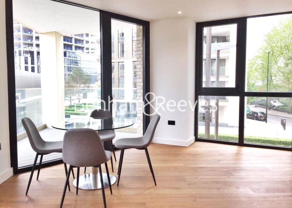 2 bedrooms apartments/flats for sale in Emery Way, London - E1W view 2