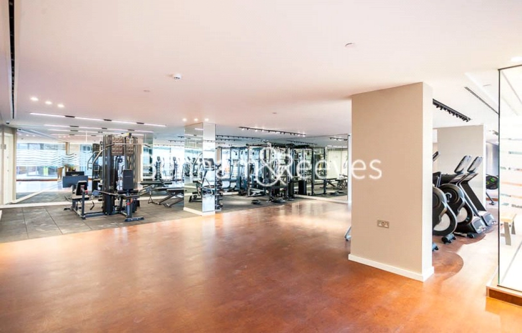 1 bedroom apartments/flats for sale in Royal Mint Street, London - E1 view 7