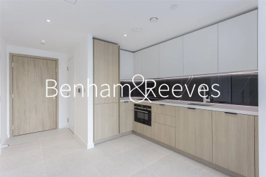 Cendal Crescent, London - E1 view 1
