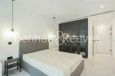 Merino Gardens, London - E1W view 6