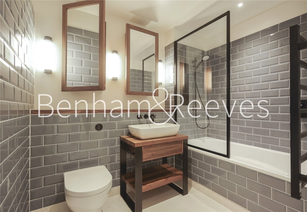 Studio apartments/flats for sale in Merino Gardens, London - E1W view 5
