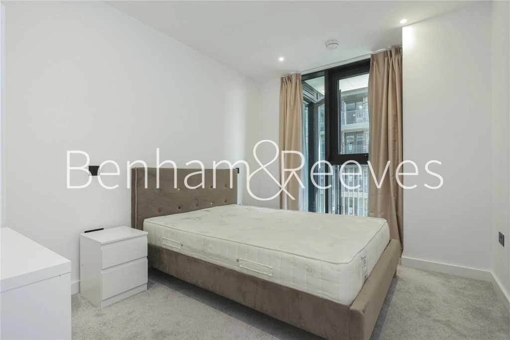 Studio apartments/flats for sale in Merino Gardens, London - E1W view 9
