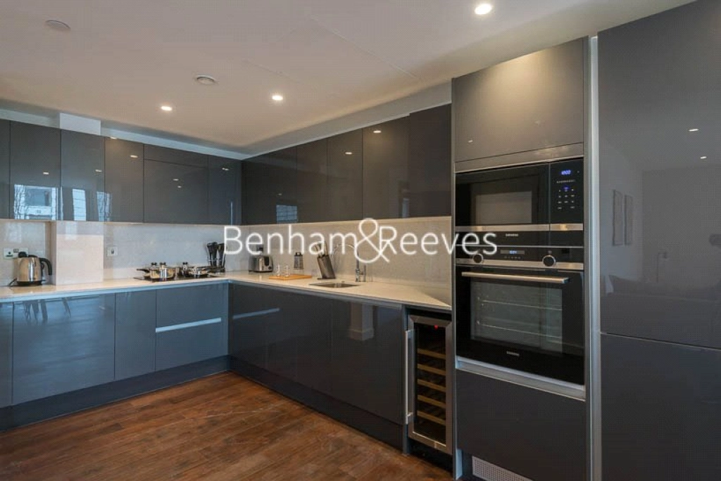 Studio apartments/flats for sale in Royal Mint Street, London - E1 view 4