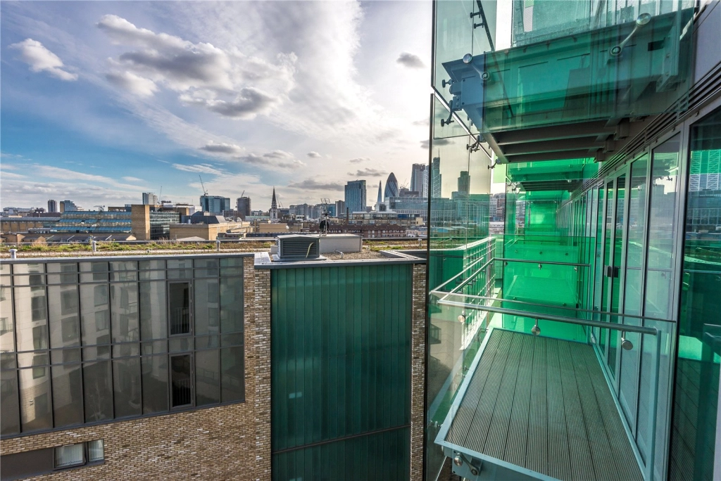 2 bedrooms apartments/flats for sale in Avantgarde Place, London - E1 view 8