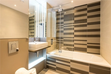 Avantgarde Place, London - E1 view 6
