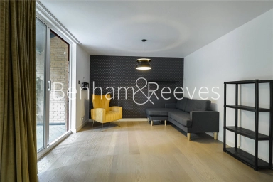 Bridgeport Place, London, Kennet Street - E1W view 4