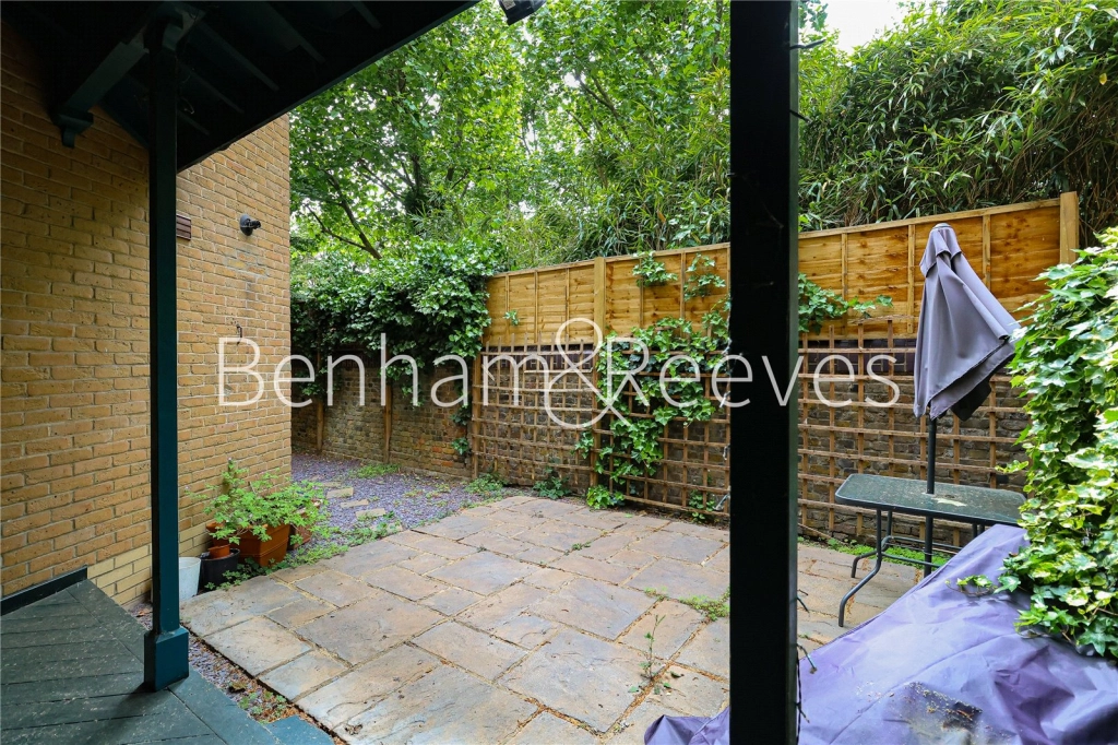 2 bedrooms apartments/flats for sale in Bridgeport Place, London, Kennet Street - E1W view 16