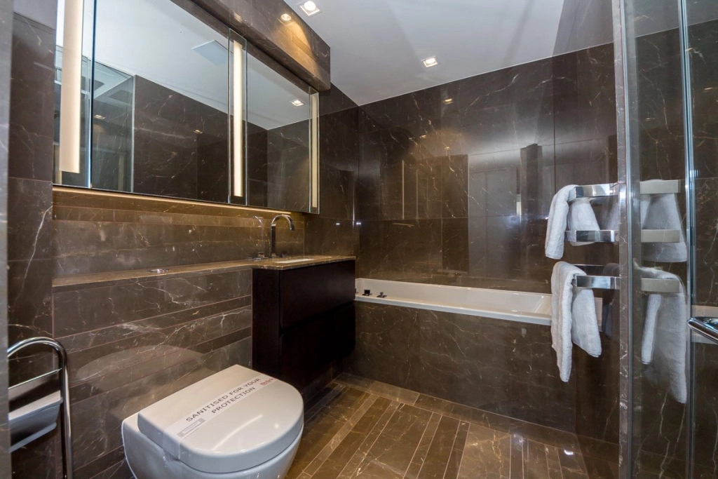 2 bedrooms apartments/flats for sale in Earls Way, London - SE1 view 5