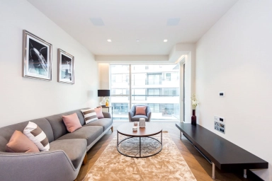 Earls Way, London - SE1 view 1