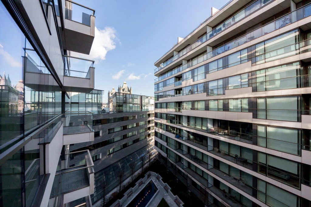 2 bedrooms apartments/flats for sale in Earls Way, London - SE1 view 9