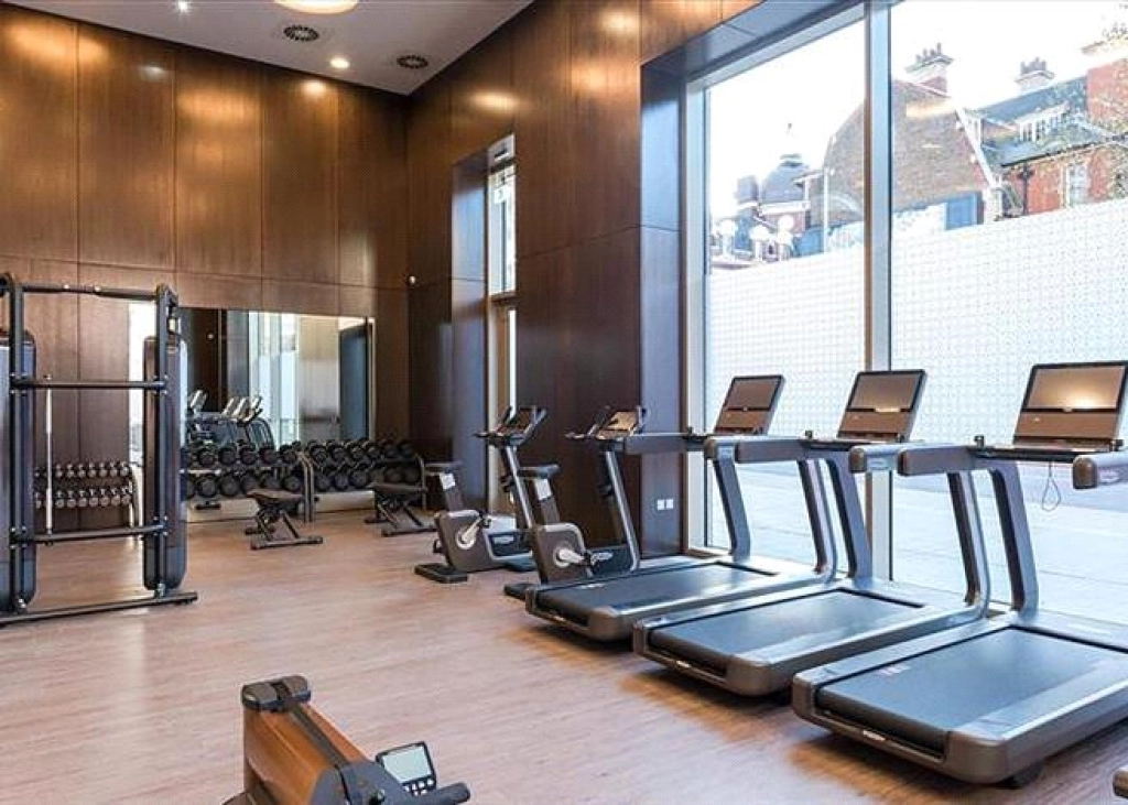 2 bedrooms apartments/flats for sale in Earls Way, London - SE1 view 12