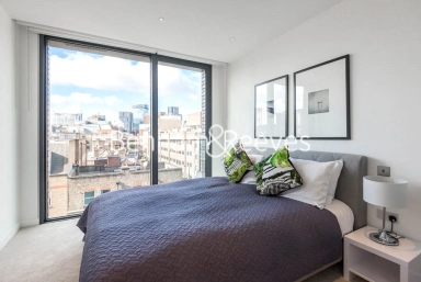 Leman Street, London - E1 view 5