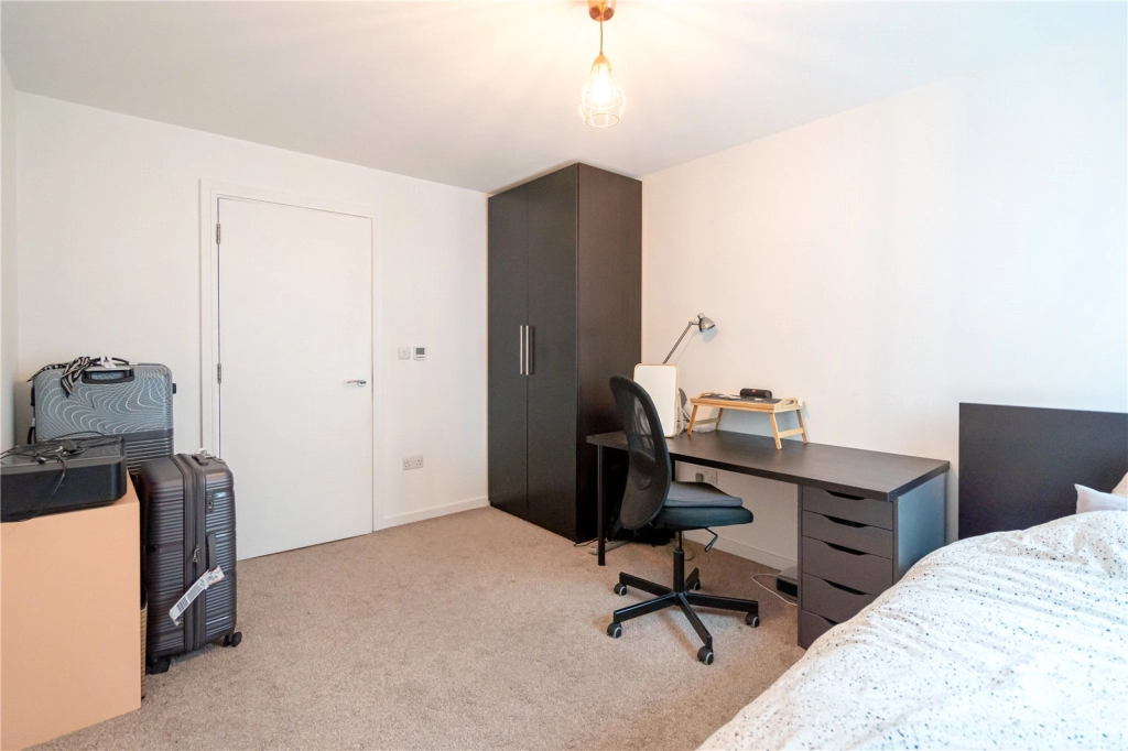 2 bedrooms apartments/flats for sale in Killick Street, London - N1 view 12