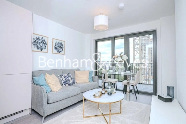 Brook Avenue, Wembley - HA9 view 1