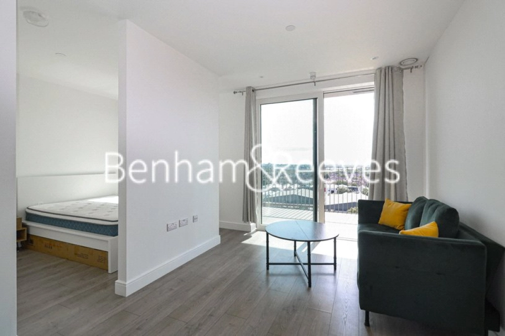 Studio apartments/flats for sale in Quay Walk, Wembley - HA0 view 2