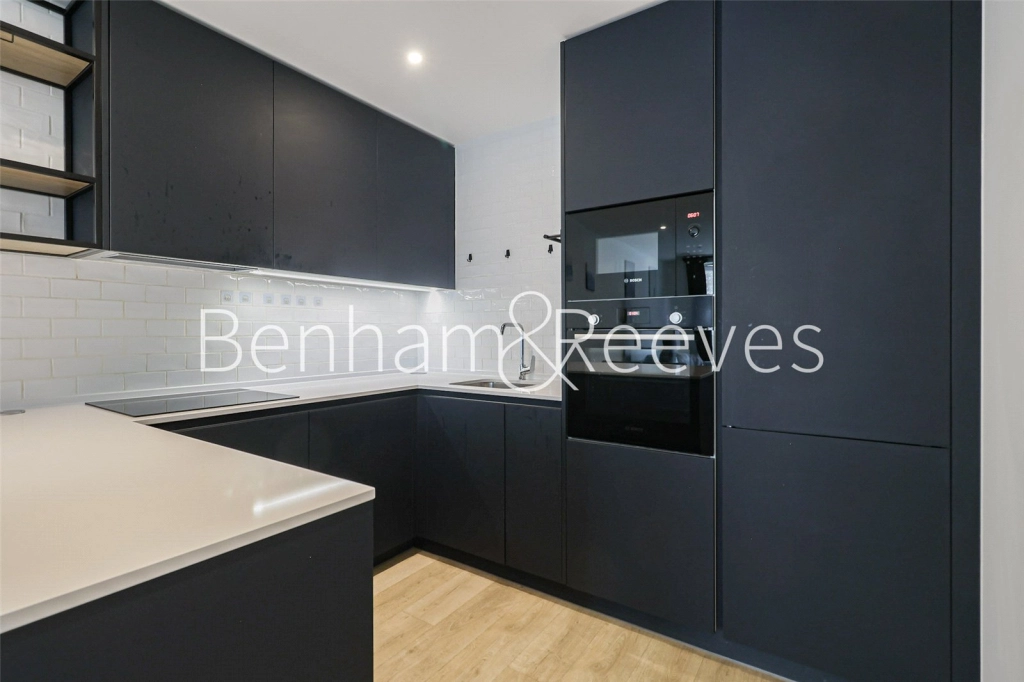 Studio apartments/flats for sale in Beresford Avenue, Wembley - HA0 view 9