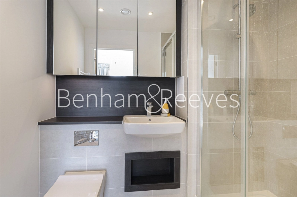 2 bedrooms apartments/flats for sale in Donovan Way, Harrow - HA1 view 8