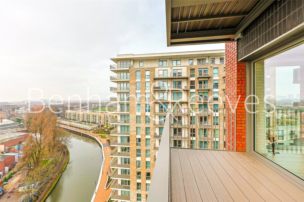 2 bedrooms apartments/flats for sale in Quay Walk, Wembley - HA0 view 14