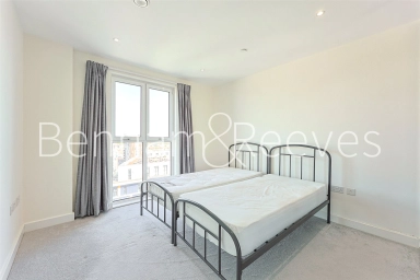 Hatton Road, Wembley - HA0 view 9