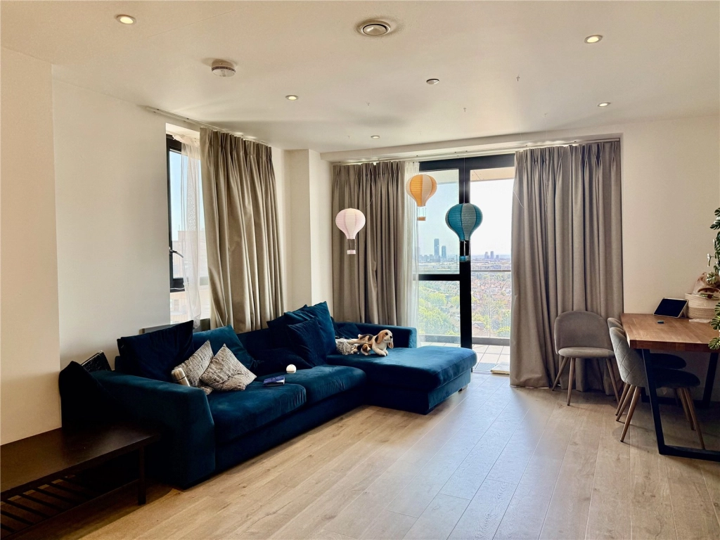 2 bedrooms apartments/flats for sale in South Way, Wembley - HA9 view 3