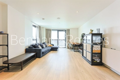 South Way, Wembley - HA9 view 3