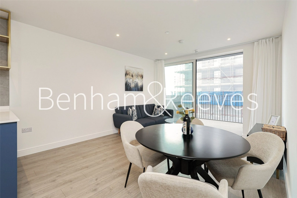 1 bedroom apartments/flats for sale in Quay Walk, Wembley - HA0 view 4